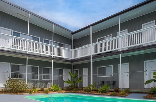 Forster Hotel | Pacific Motel 05