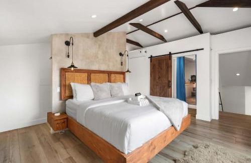 Pacific Palisades House | Pacific Palisades 4BR with Views by Colby and Conrad