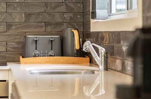 Elizabeth Beach House | Pacific Palms @ Elizabeth Beach