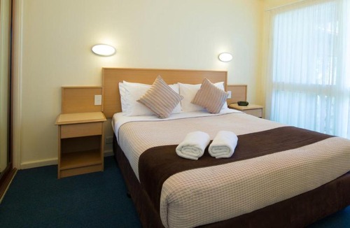 Elizabeth Beach Resort | Pacific Palms Resort