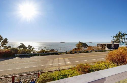 Crescent City North House | Pacific Panorama