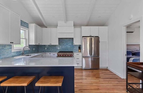 Punaluu House | Pacific Pearl Beachfront Estate