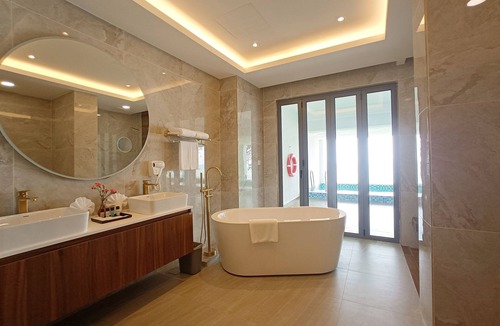 Sungai Menyala Hotel | Pacific Regency Beach Resort Port Dickson