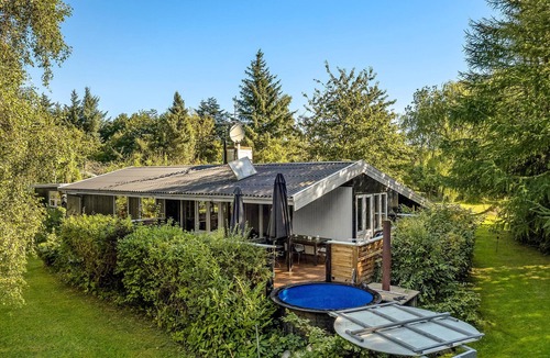 Sønder Ydby House | Pack your bags and enjoy your next holiday in this oasis by the fjord.