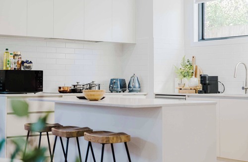 Box Hill North Condo | Packham Enclave No.2