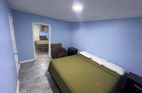 Kingsland Hotel | Packsaddle Motel