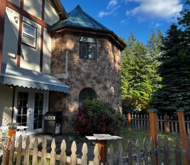 Packwood Hotel | Packwood Lodge & Cabins