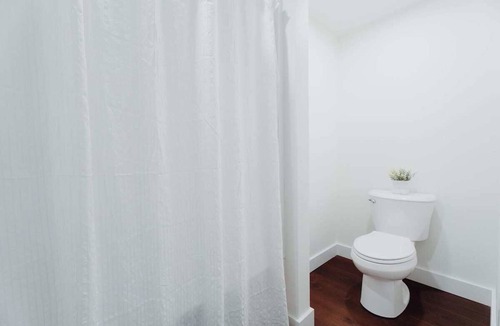 Packwood Hotel | Packwood's Myrtle Falls Suite