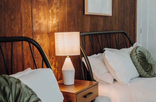 Packwood Hotel | Packwood | Tahoma Room at The Peak