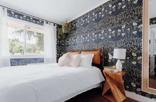 Packwood Hotel | Packwood | Wildflower Room at The Peak