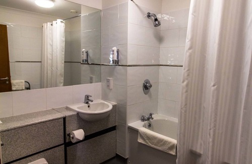 Westcott Hotel | Padbrook Park