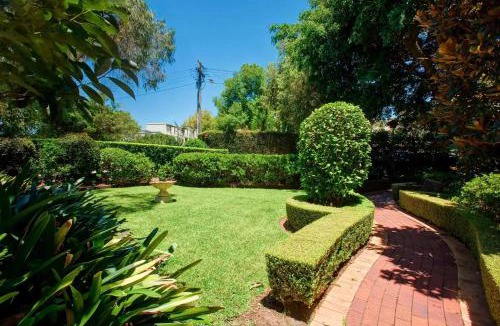 Paddington Apartment | Paddington chic at Five Ways