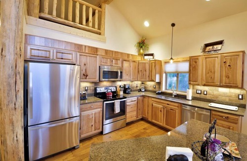 West Glacier Cabin | Paddle Ridge