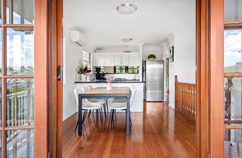 Paddington House | Paddo Central ~ 4Bed/2Bath/1Car/CBD Views ~ House