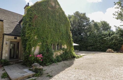 Castle Combe House | Paddock Barn