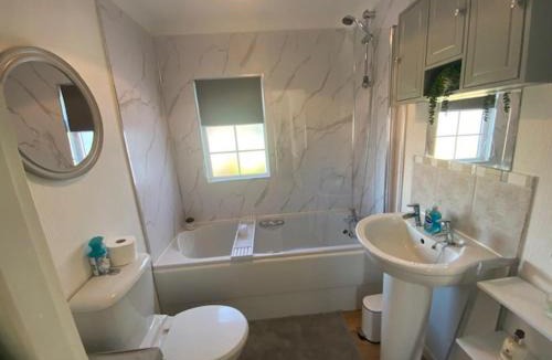 Hethel House | Paddock View - Snetterton Norfolk