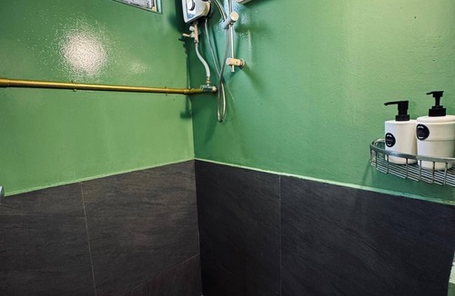 Sekinchan Cabin | Padi Box