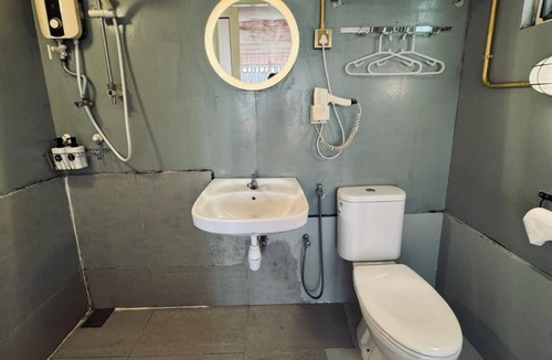 Sekinchan Cabin | Padi Box