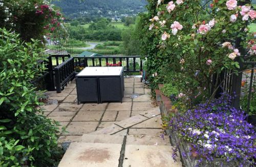 Llanrwst Bed & Breakfast | Padog B&B