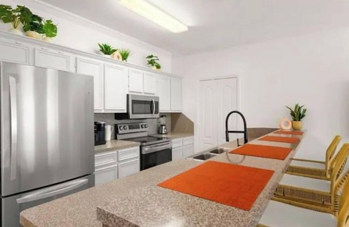 Corpus Christi Condo | Padre Island Escape Pets OK 5 min to the beach! 2.4 m to whitecap beach!nn