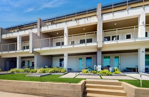 Corpus Christi House | Padre Villa 102