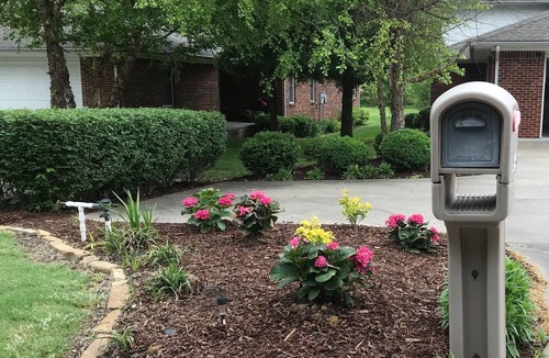 Paducah Condo | Paducah’s best place for families! Upscale condo, large deck and backyard.