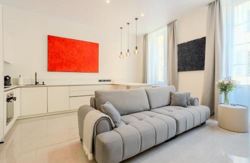 Old Town Apartment | Paganini 3bd Apartment