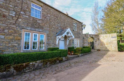 Haydon Bridge House | Pagecroft Cottage