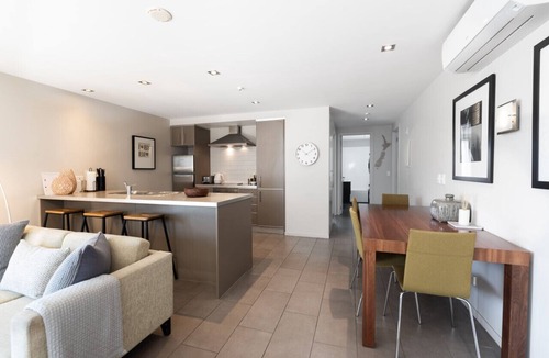 Paihia Apartment | Paihia 2 Bdrm Apartment and Pool