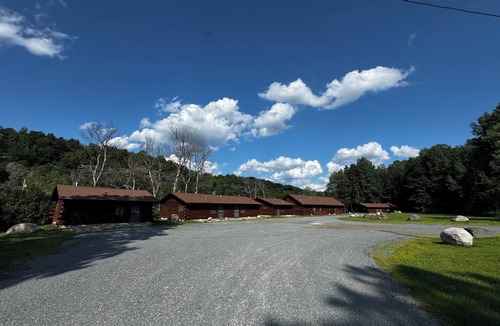 Crystal Falls Cabin | Paint River Landing