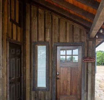 Elm Mott Ski Chalet | Painted Bunting Cabin 15 MIN to MagnoliaBaylor