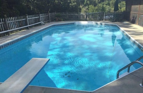 Valley Head House | Painted Hills Retreat