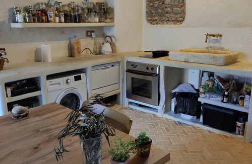 Maubourguet Apartment | Paisible Appartement Avec sa Cour Fermée