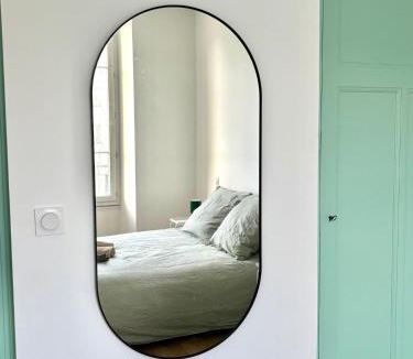 Secteur 4 Apartment | Paisible & Ensoleillé T3, WIFI Fibre et Balcon