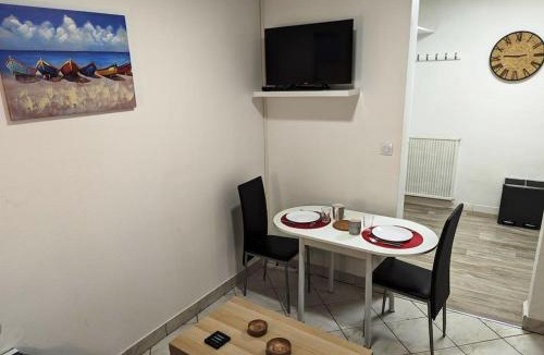 Bas de Venoix Apartment | Paisible - Proche Palais des Sports et Zénith