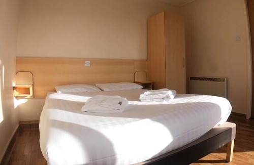 Gisleham Hotel | Pakefield Holiday Village