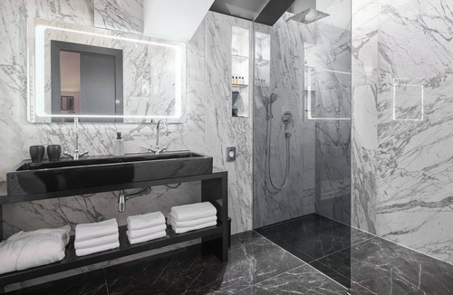 Grad Hotel | Palace Divnic by Armerun Heritage Hotel