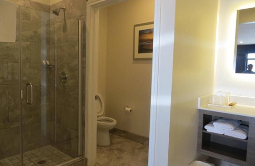 Greater East End Hotel | Palace Inn Gulfgate