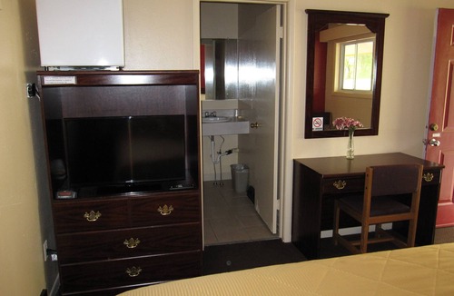 Saylorville Hotel | Palace Inn