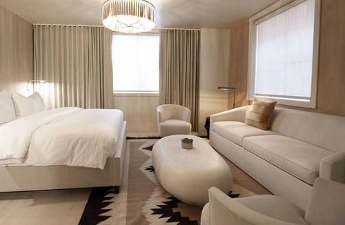 Downtown Santa Fe Hotel | Palace Modern Hotel at the Plaza - Corner Suite 7