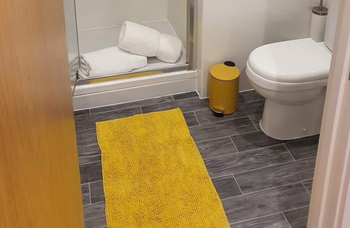 Huddersfield Apartment | Palace Studio Deluxe self-contained studio