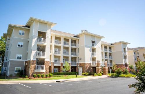 Branson Hotel | Palace View Heights by Spinnaker