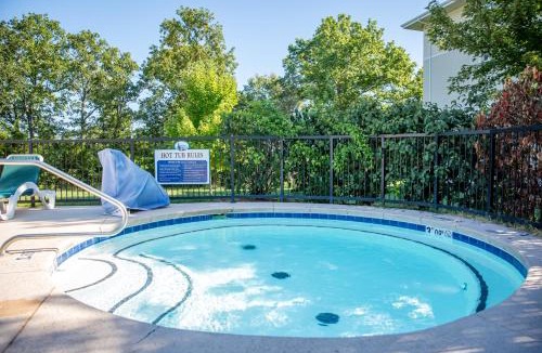 Branson Hotel | Palace View Heights by Spinnaker