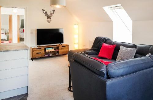 Falkland House | Palace View - Uk40569