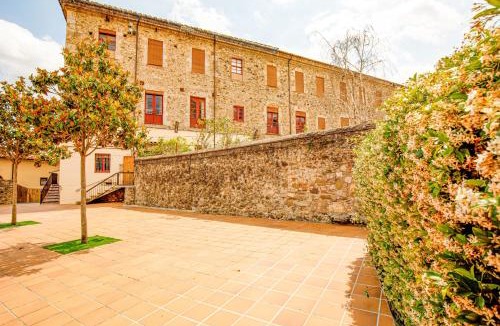 Besalu Apartment | PALACETE PISCINA Única piscina en el centro
