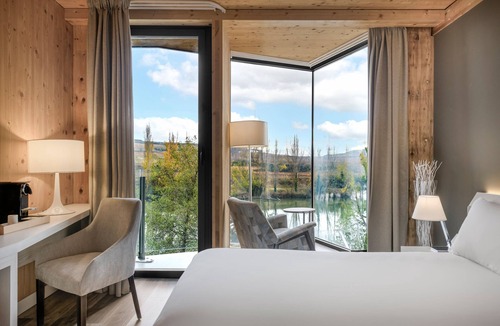 Brinas Hotel | Palacio Tondon, Autograph Collection