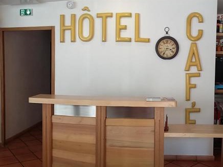 Escouloubre-les-bains Hotel | Palais Cathare