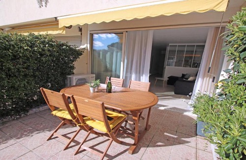 Sainte-Maxime City Centre Apartment | Palais de la Mer