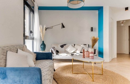 Levallois-Perret Apartment | Palais des Congrès 4 beds adapted for reduced mobility