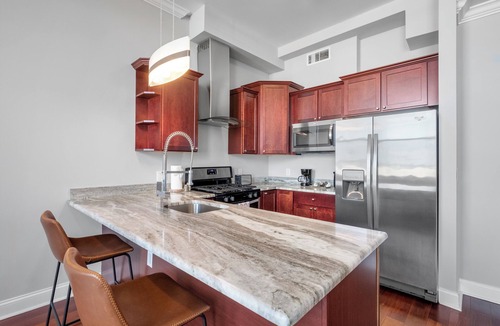 Olde Kensington Apartment | Palatial 1BR with Rooftop Pool